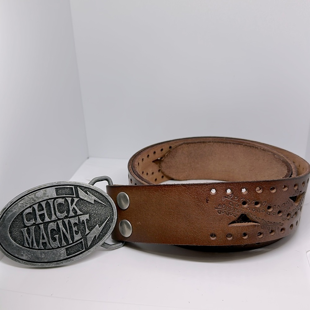 Men’s Hollister leather belt W logout w chick magnet belt buckle